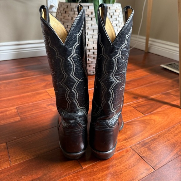 Tony Lama Black Leather Western Boots - Picture 3 of 15